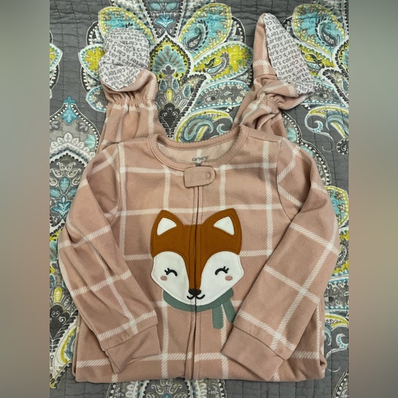 Carter's Other - Carters 2T Fleece Footed Pajamas